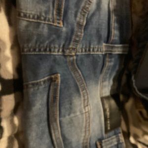 Cute Kylie and Kendall shorts high rise